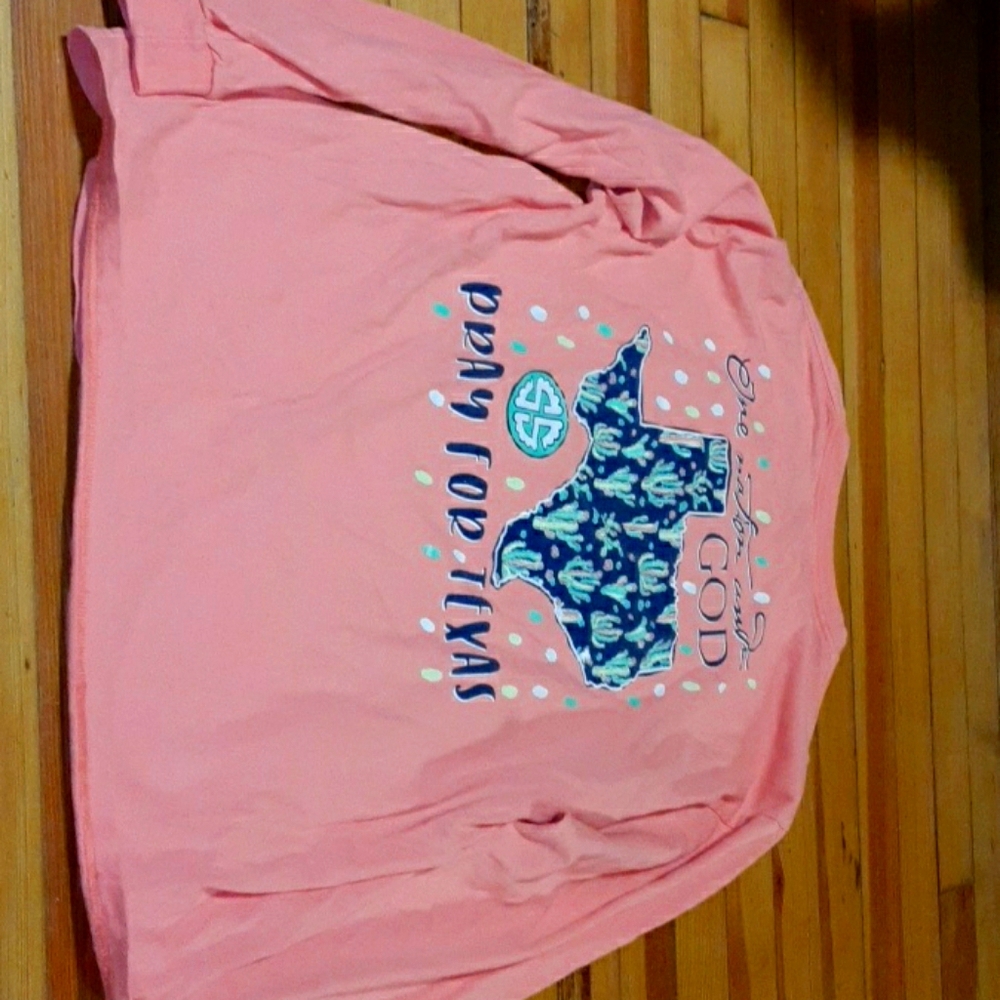 A long sleeve shirt